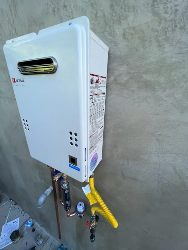 Tankless water heater installation for South San Jose Hills homes
